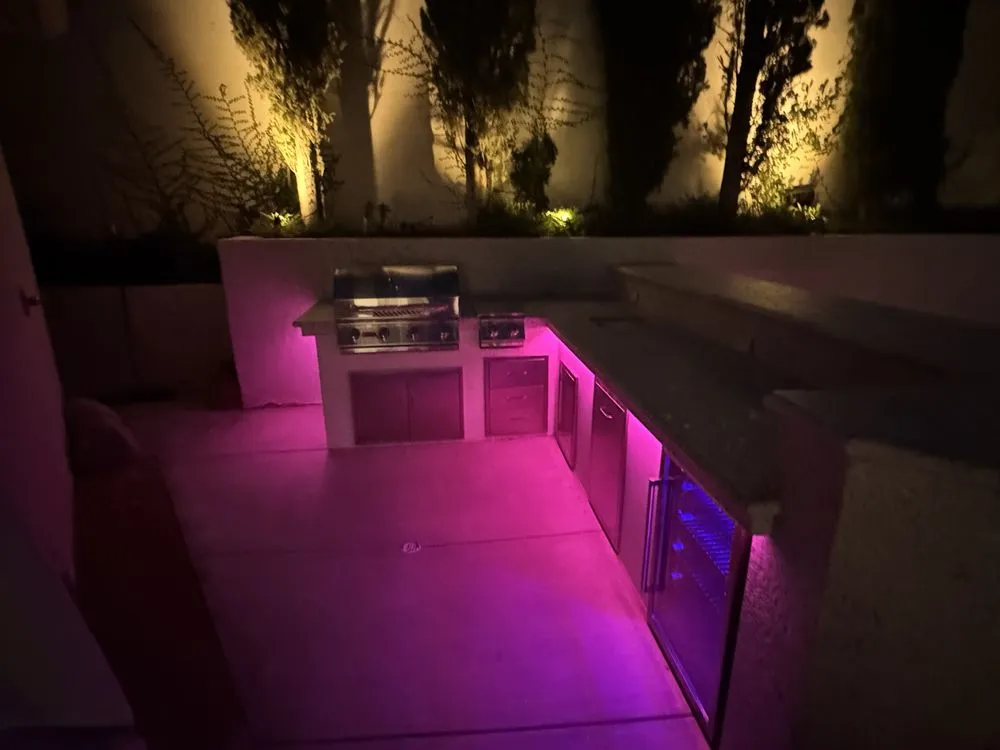 Trusted lawn care service in Los Angeles, CA - Deluxe Pool