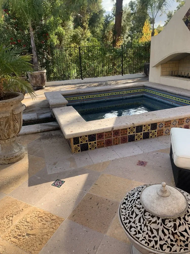 Top-rated yard maintenance with custom design in Los Angeles, CA by Deluxe Pool