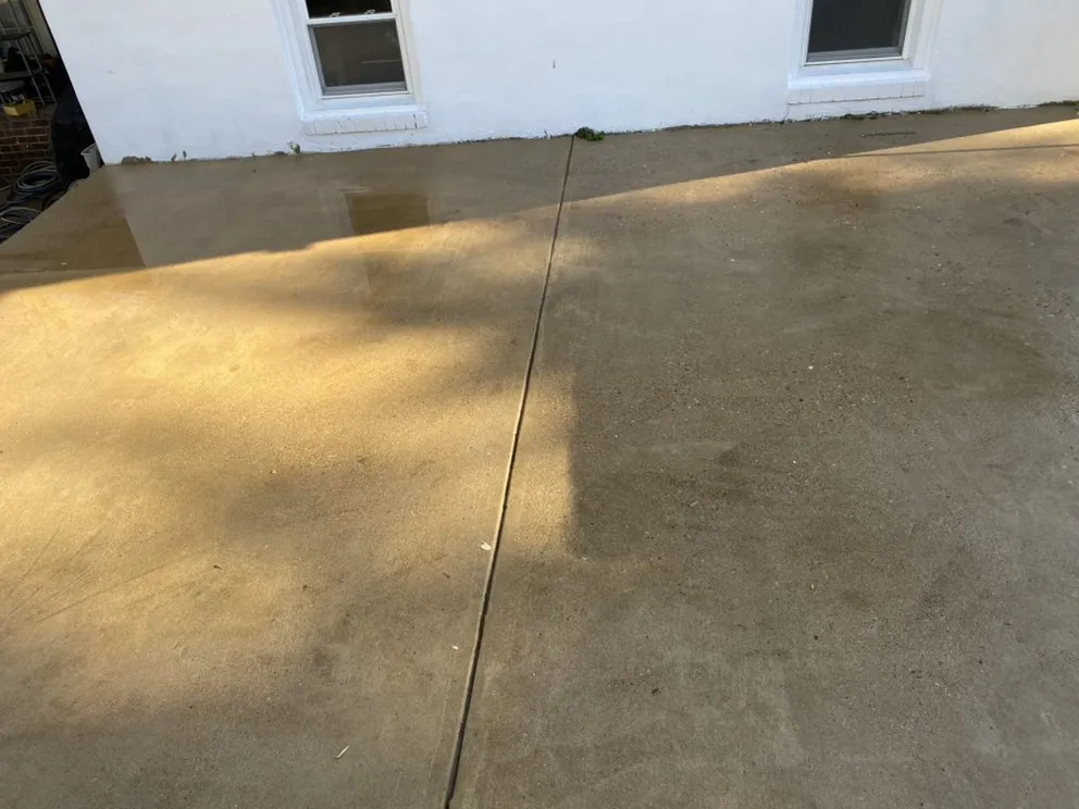 Top-rated lawn care service experts serving Woodbridge, VA - Deluxe Power Wash & Lawncare