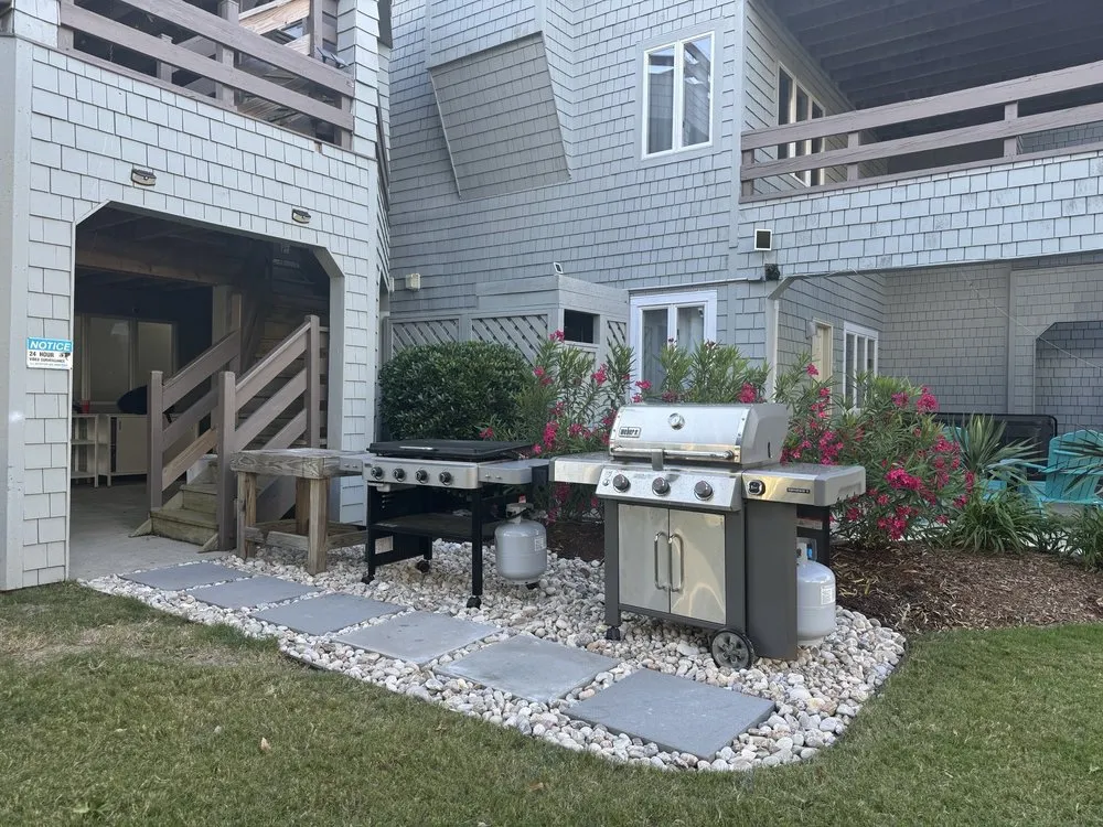 Professional landscaping services in Powells Point, NC - Delvale’s Services