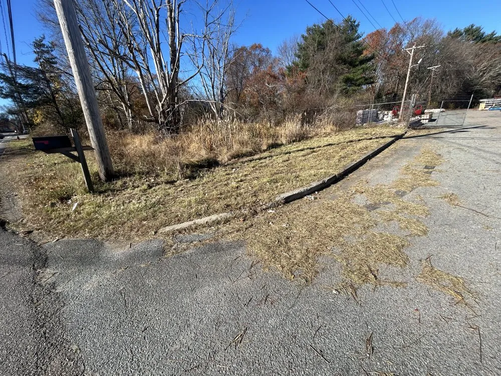 Expert landscaping services experts serving East Taunton, MA - DeMatos Landscaping