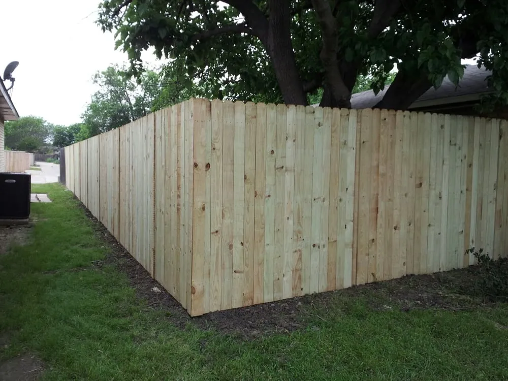 Top-rated yard cleanup service with custom design across Arlington, TX - Demax Lawn & Fence Service