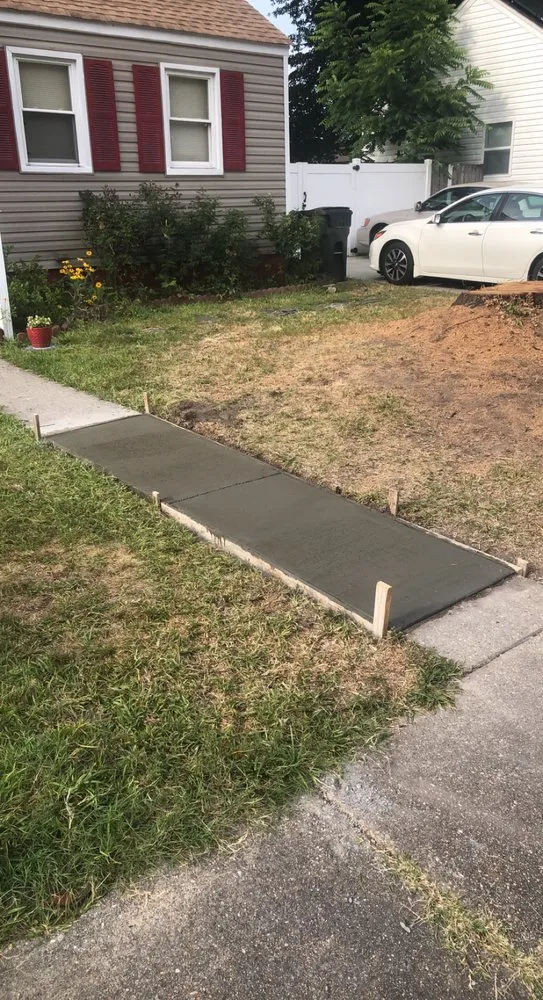 Reliable landscaping services for residential properties in Portsmouth, VA by Demetris outdoor services