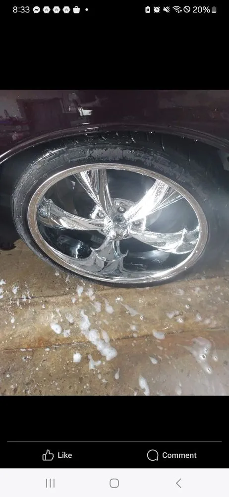 Top-rated residential landscaping with custom design in Fayetteville, NC by Demetrius Mobile Affordable Landscaping, & Car Detailing