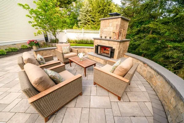 Custom landscaping services in Woodbridge, VA by Deming Lawn & Landscape