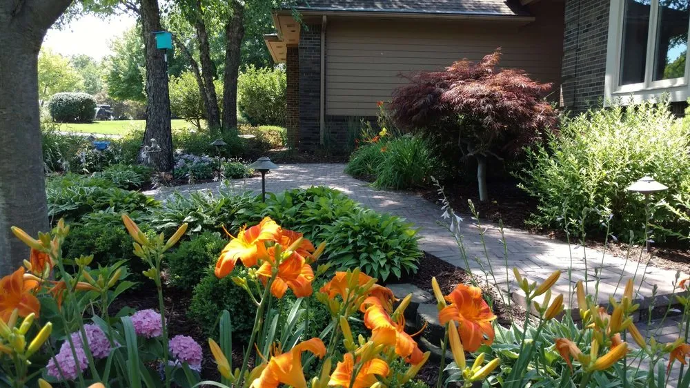 Local yard cleanup service in Woodbridge, VA - Deming Lawn & Landscape