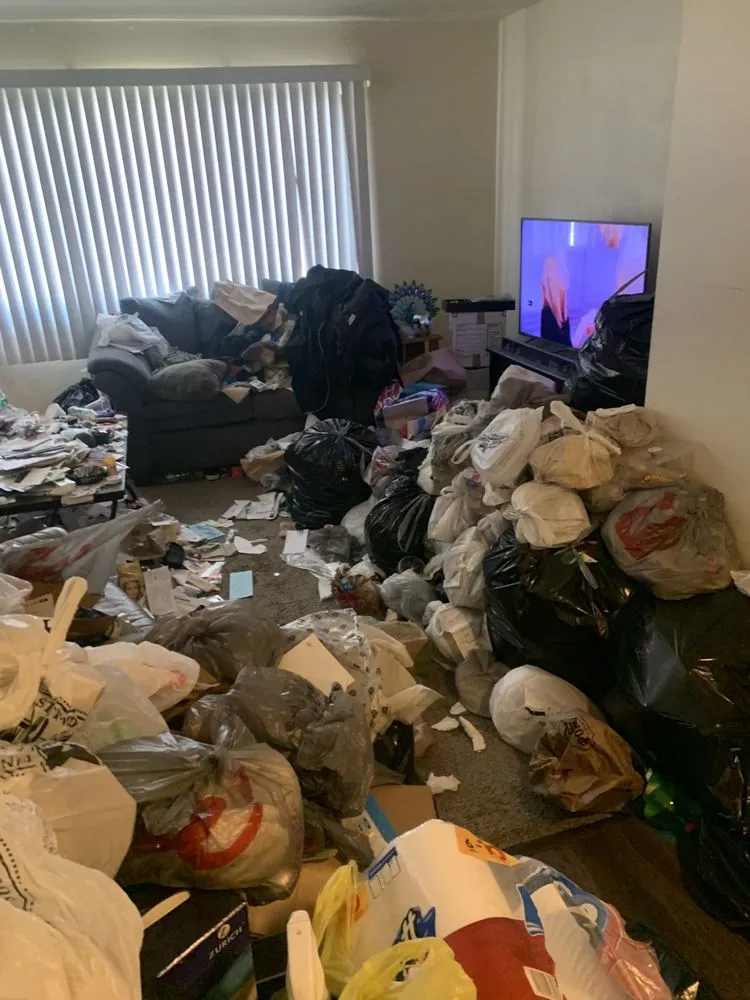 Top-rated landscaping services in Calumet City, IL - Demle’s Janitorial & Landscaping