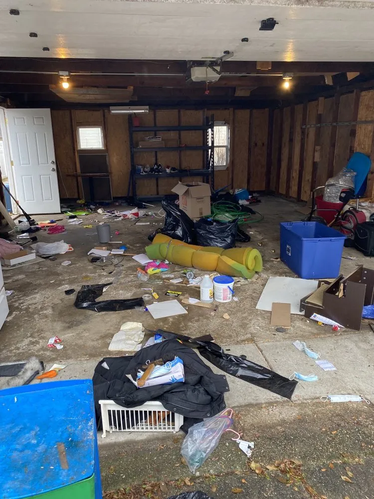 Professional garden landscaping in Calumet City, IL by Demle’s Janitorial & Landscaping