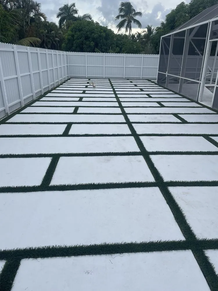 Affordable yard maintenance in West Palm Beach, FL - Den & Will Synthetic Turf