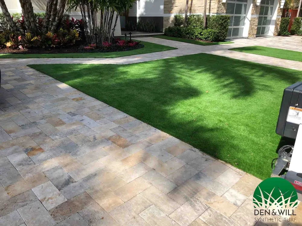 Reliable lawn care service in West Palm Beach, FL - Den & Will Synthetic Turf