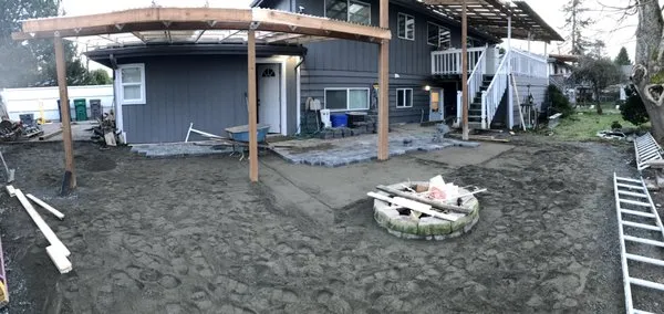 Denali Landscaping Services Logo