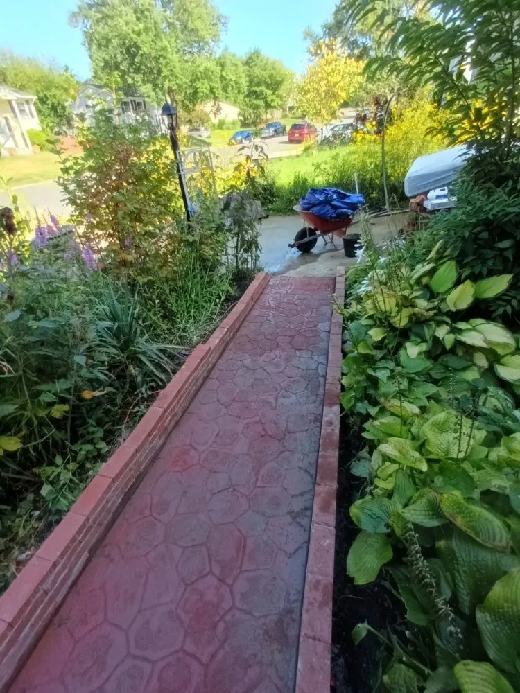 Local lawn care service experts serving Dumfries, VA - Denis Construction and Remodeling