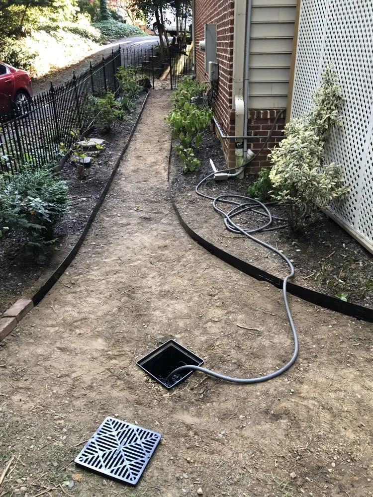Reliable yard maintenance in Chantilly, VA - Denis Landscaping