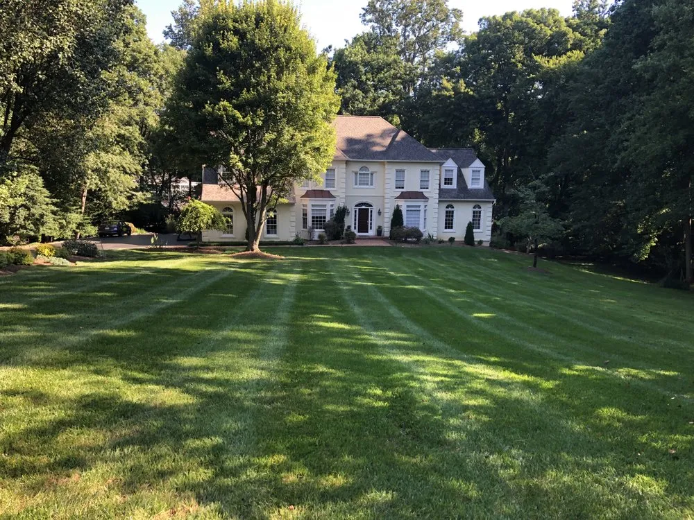 Top-rated landscape installation near you in Chantilly, VA by Denis Landscaping