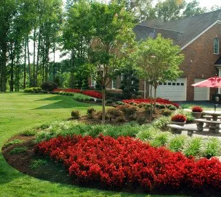 Reliable landscaping services in Waldorf, MD by Denison Landscaping Maintenance