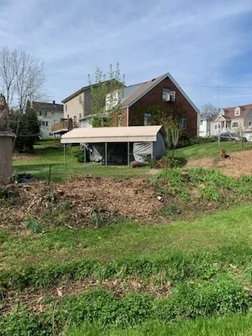 Reliable yard maintenance for residential properties across Greensburg, PA - Denley Industries