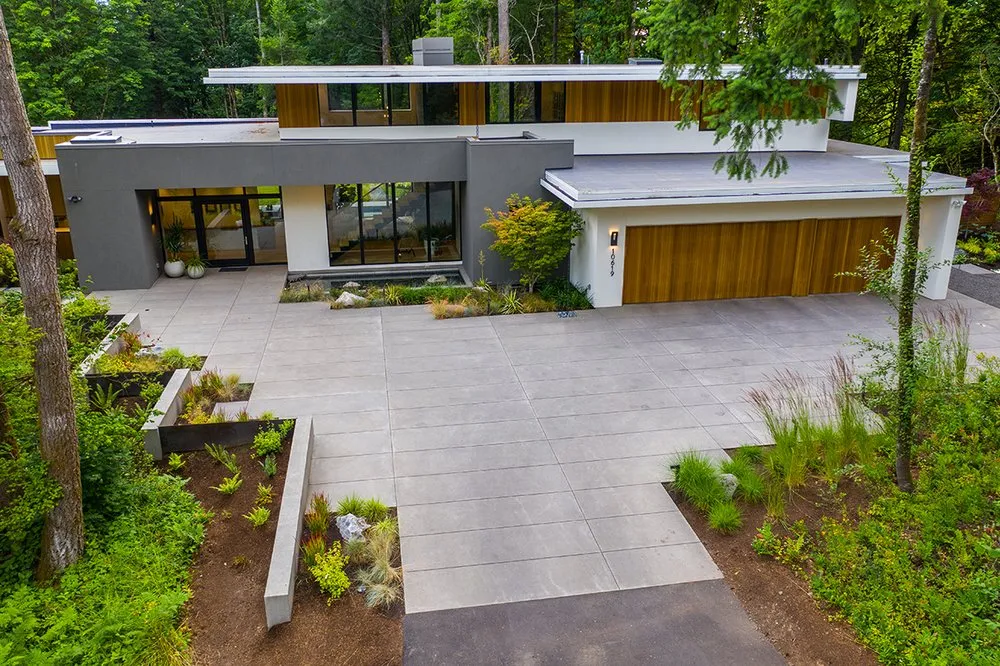 Reliable landscaping services for beautiful yards in Portland, OR by Dennis' 7 Dees Landscaping