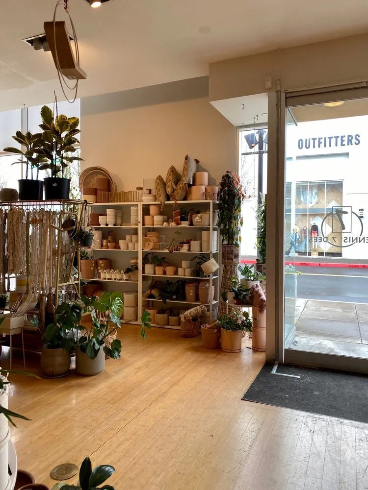 Reliable residential landscaping in Tigard, OR by Dennis' 7 Dees Urban Plant Shop