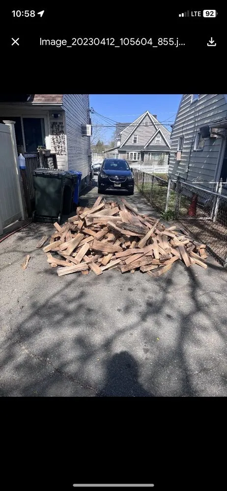 Trusted yard cleanup service in Paramus, NJ - Denny Wiggers Garden Center