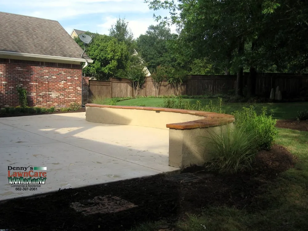 Custom residential landscaping for beautiful yards across Tupelo, MS - Denny's Lawn Care