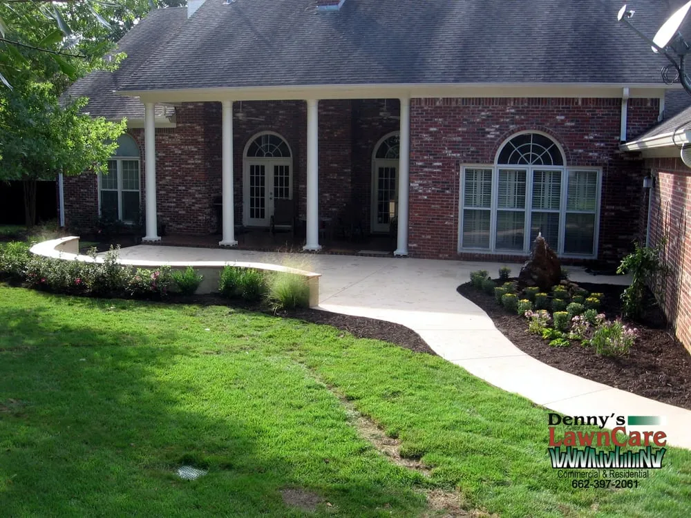 Expert lawn care service near you across Tupelo, MS - Denny's Lawn Care