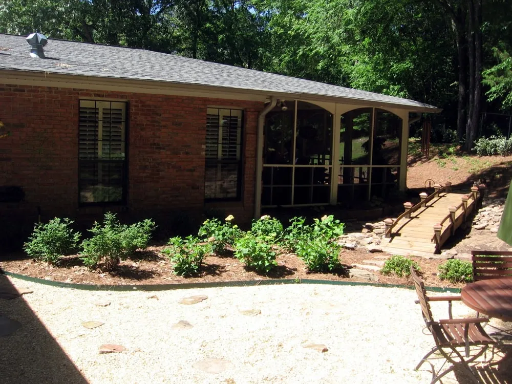 Expert landscaping services in Tupelo, MS by Denny's Lawn Care