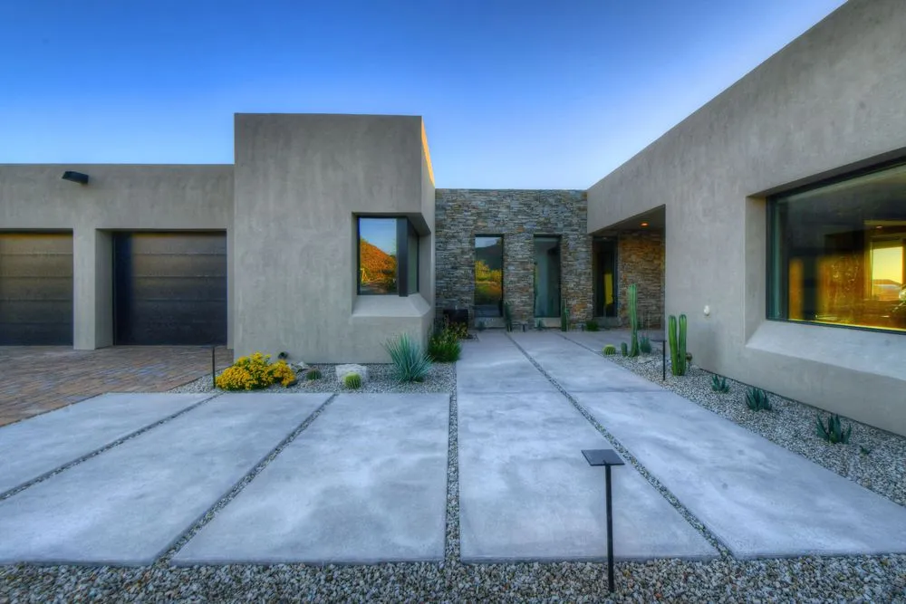 Trusted yard cleanup service in Tucson, AZ by Denomy Designs