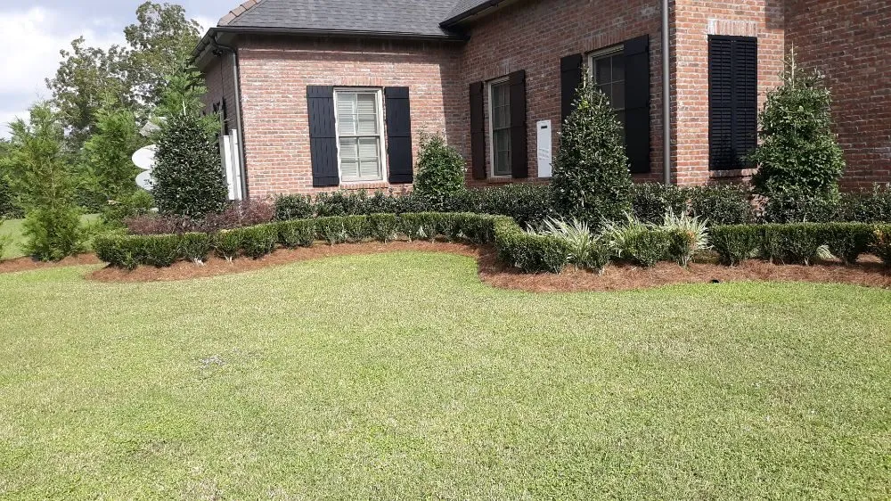 Custom garden landscaping near you across Houma, LA - Denson's Dream Team Remodeling & Repair