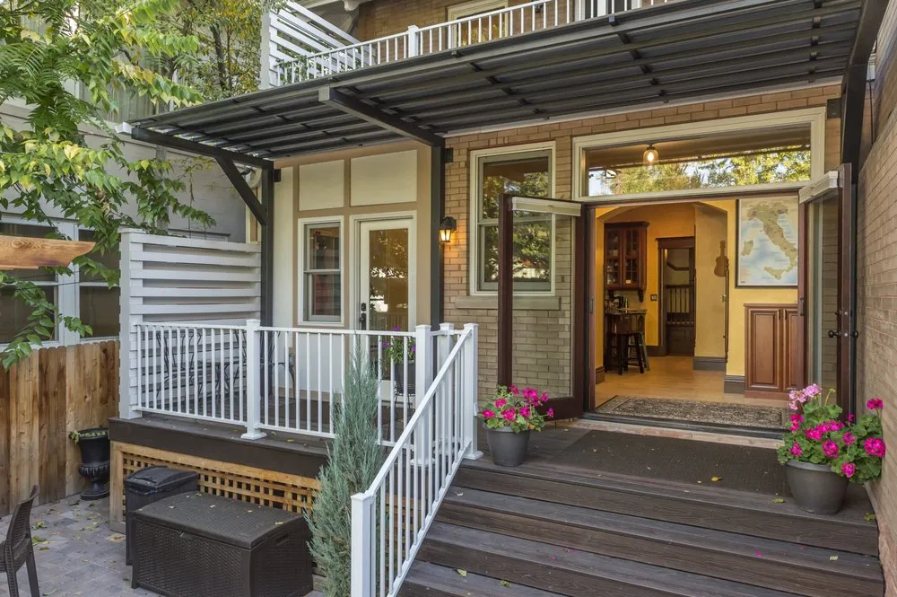 Top-rated lawn mowing service in Denver, CO - Denver Landscapes