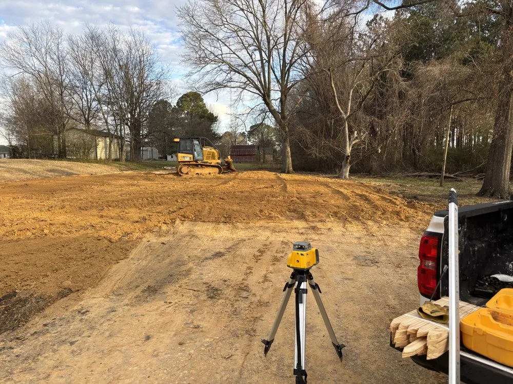 Custom lawn care service experts serving Booneville, MS - Dependable Dozer Work
