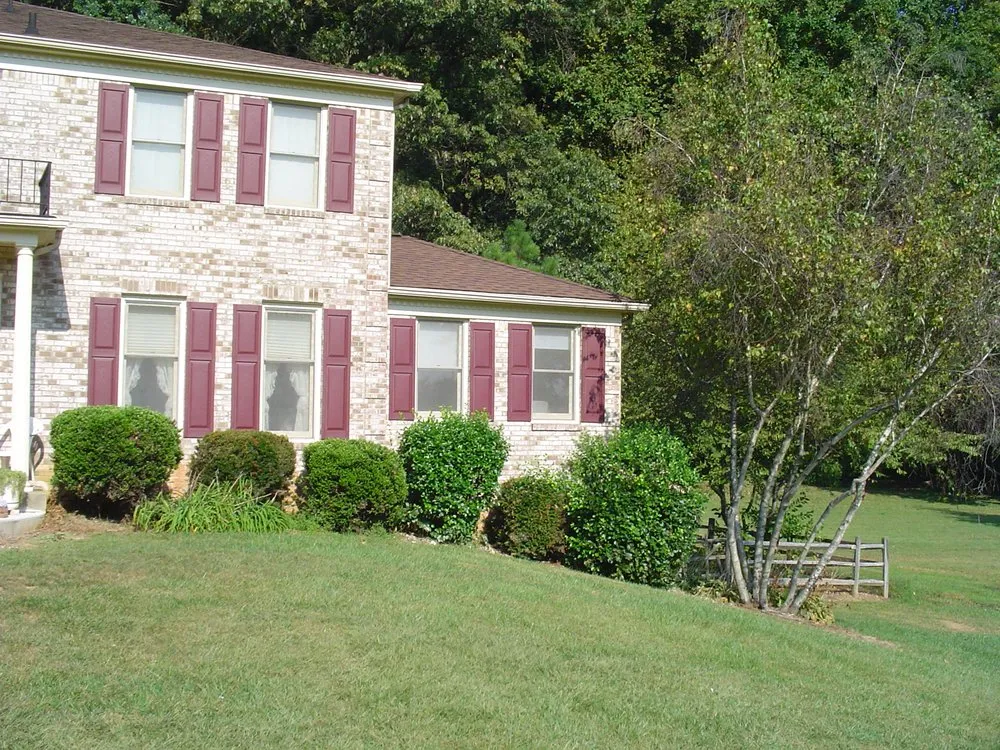 Expert garden landscaping in Ocean Isle Beach, NC by Dependable Landcare