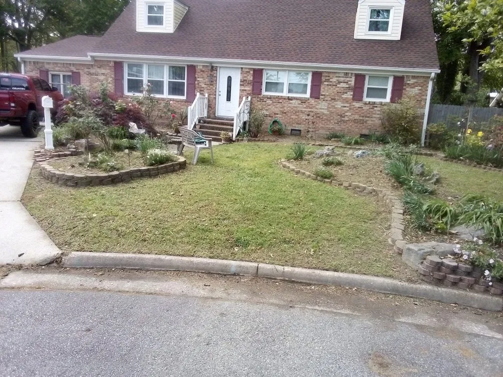 Trusted yard cleanup service experts serving Newport News, VA - Dependable Lawn Care
