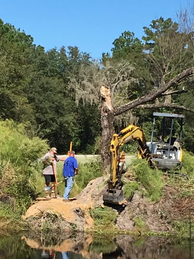 Top-rated yard cleanup service for outdoor upgrades in Orlando, FL by Dependable Property Care | DPC Rentals