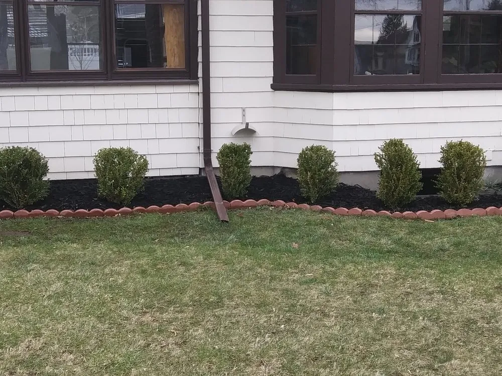 Custom residential landscaping in Geneva, NY - DeRaddo Lawn Care Services