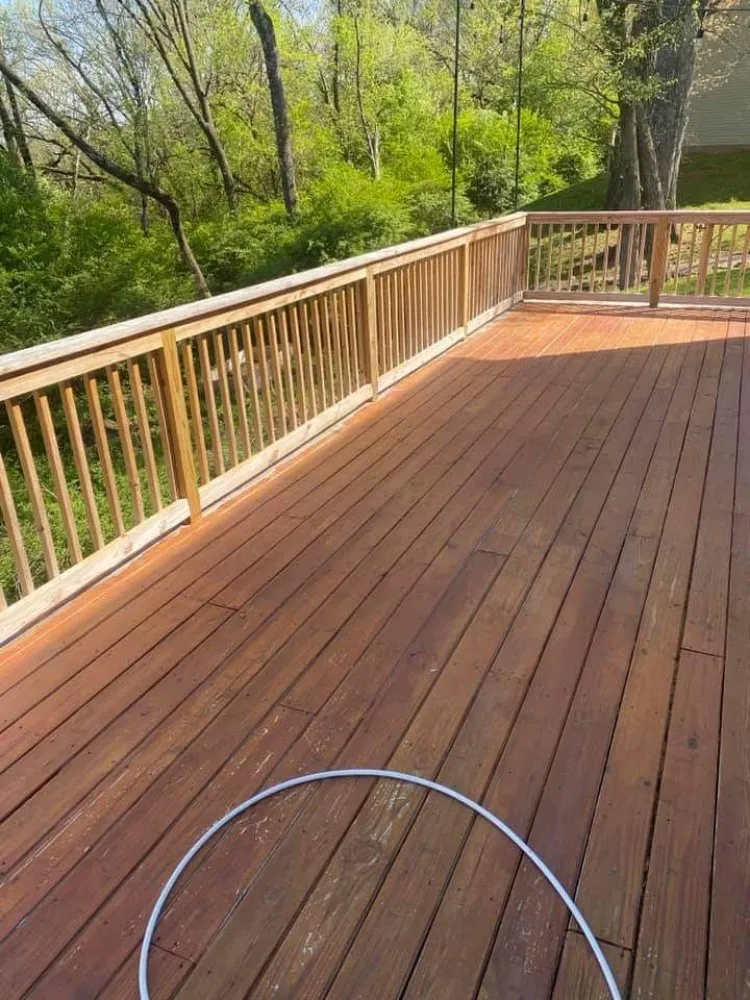 Professional outdoor landscaping experts serving Columbia, TN - Derek Jones Handyman Services