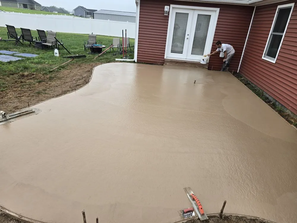 Trusted outdoor landscaping experts serving Bloomington, IN - Derek The Pool Guy & Landscaping