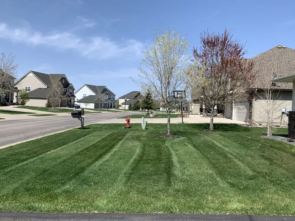 Expert garden landscaping in Minneapolis, MN - Derrell's Lawn Care & Snow Removal Service