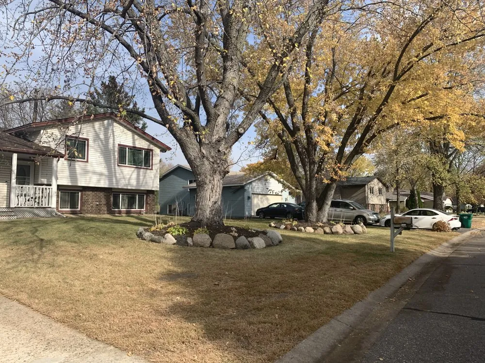 Expert landscaping services in Minneapolis, MN - Derrell's Lawn Care & Snow Removal Service