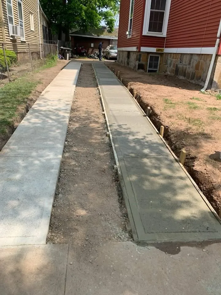 Professional garden landscaping in New Haven, CT by Derrex Landscaping