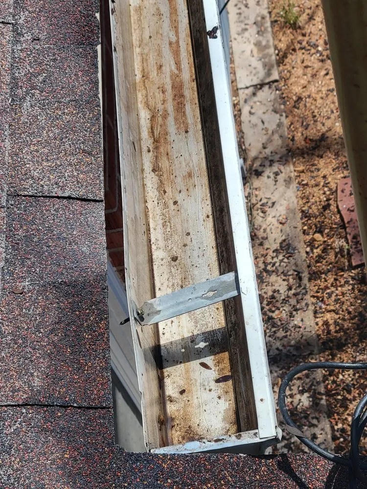 Custom residential landscaping experts serving Pueblo, CO - Derrick & Derrick's Tree & Lawn Service