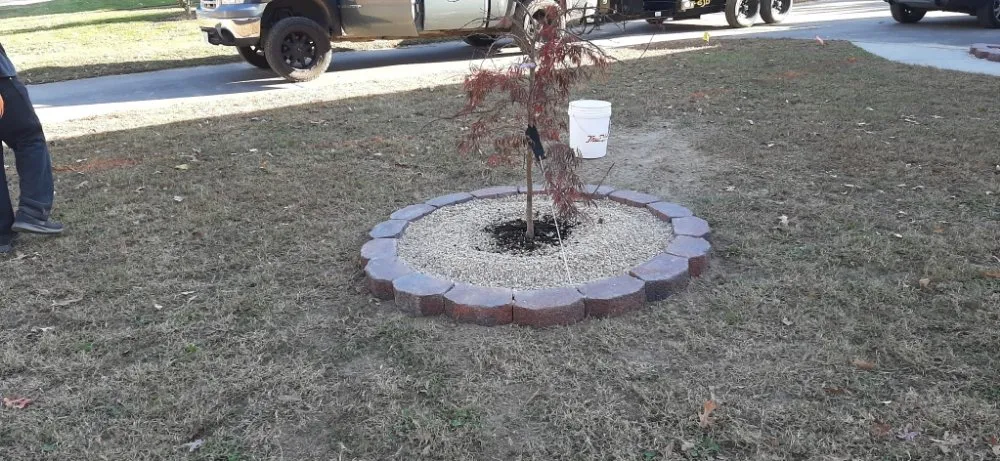 Reliable garden landscaping experts serving Smithfield, VA - Des Lawn Care