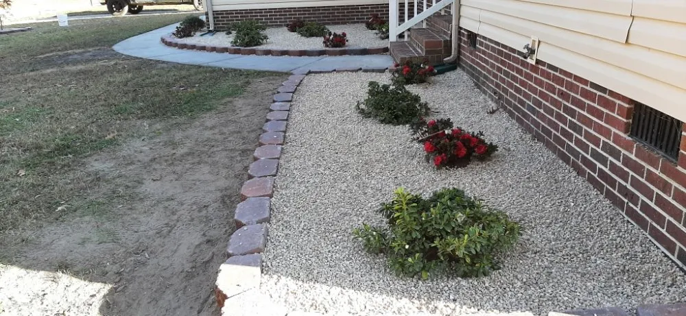 Reliable landscaping services experts serving Smithfield, VA - Des Lawn Care
