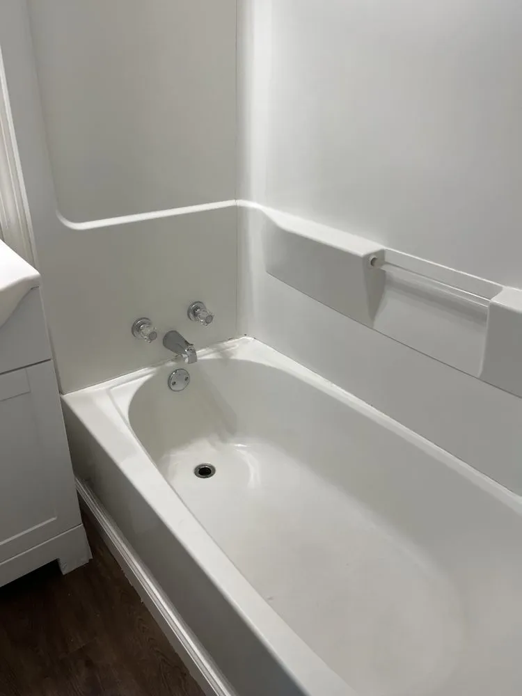 Affordable lawn care service experts serving Des Moines, IA - Des Moines Smart Solution