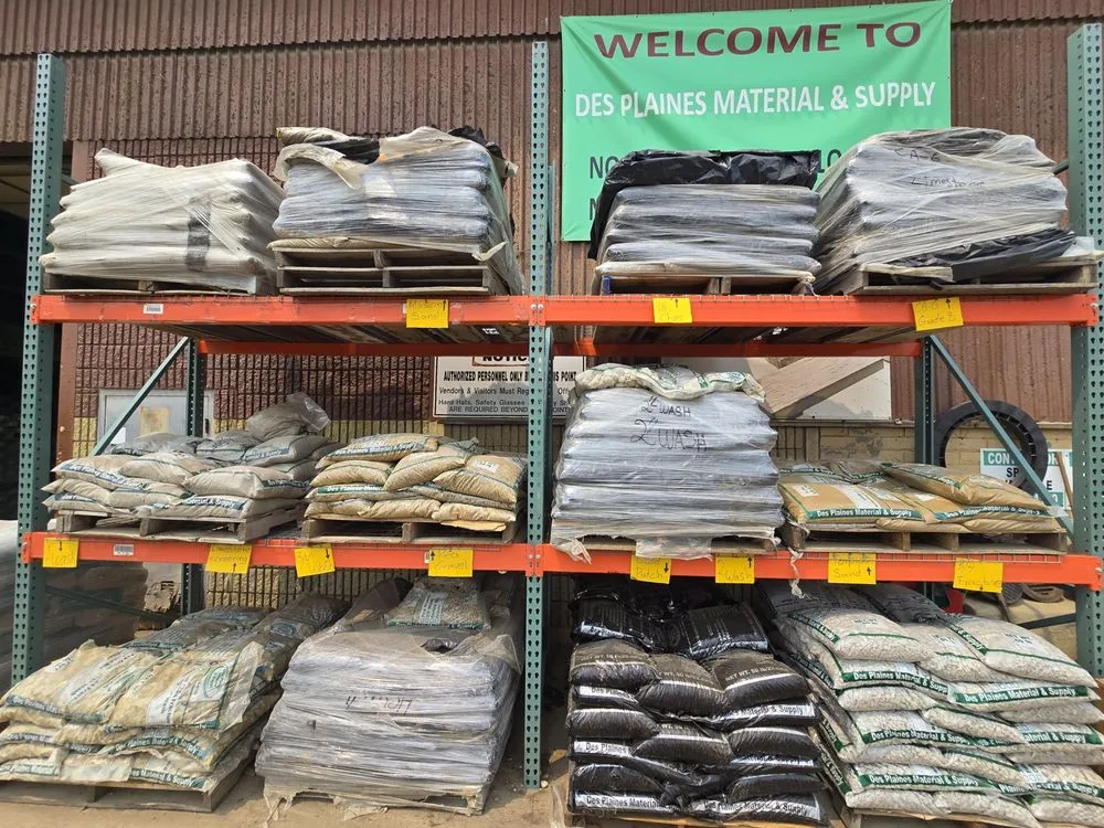 Trusted outdoor landscaping in Des Plaines, IL by Des Plaines Material & Supply