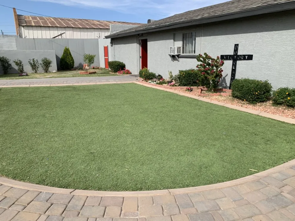 Local garden landscaping experts serving Phoenix, AZ - Descendants Landscaping