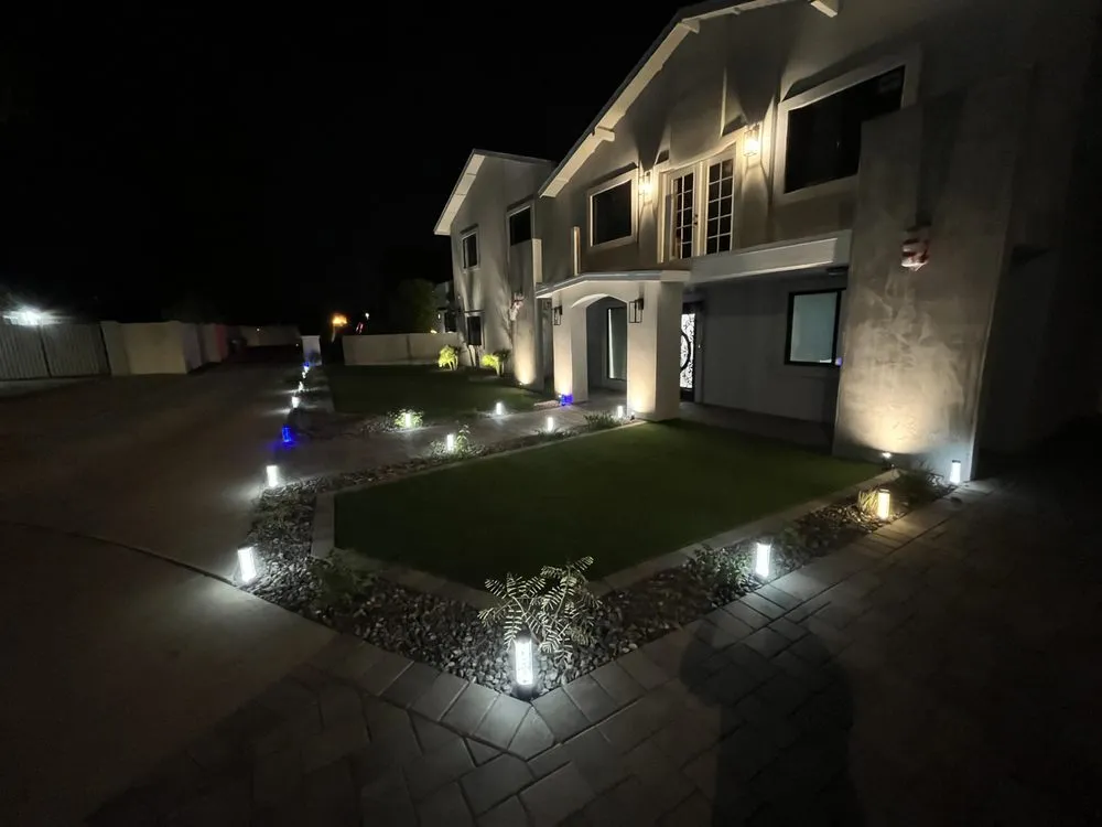 Custom outdoor landscaping with custom design in Phoenix, AZ by Descendants Landscaping