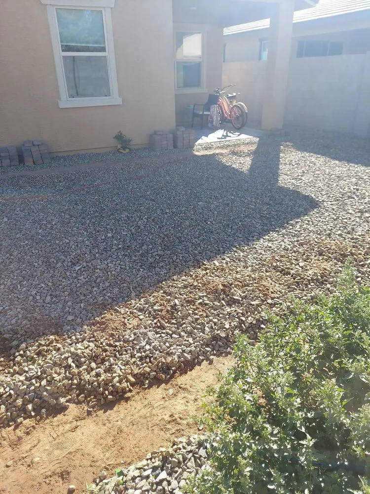 Custom yard maintenance in Phoenix, AZ by Descendants Landscaping
