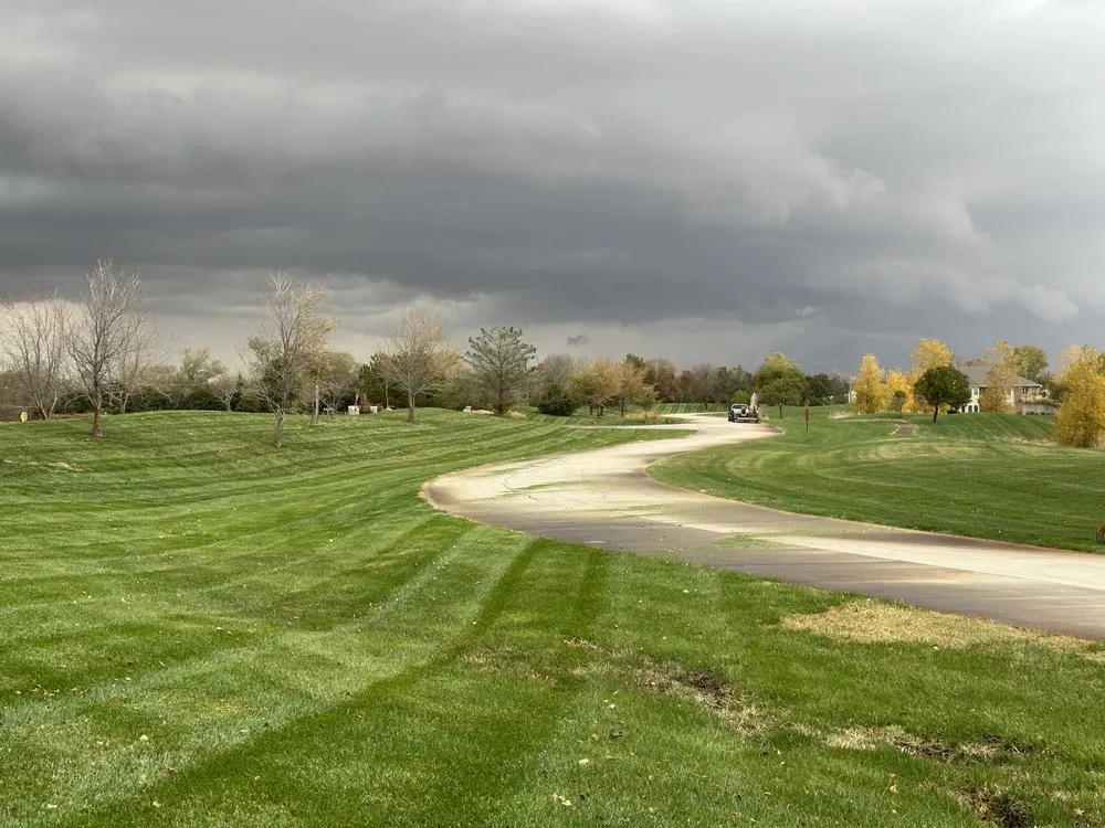 Custom lawn care service in Maize, KS - Desco Lawn Care