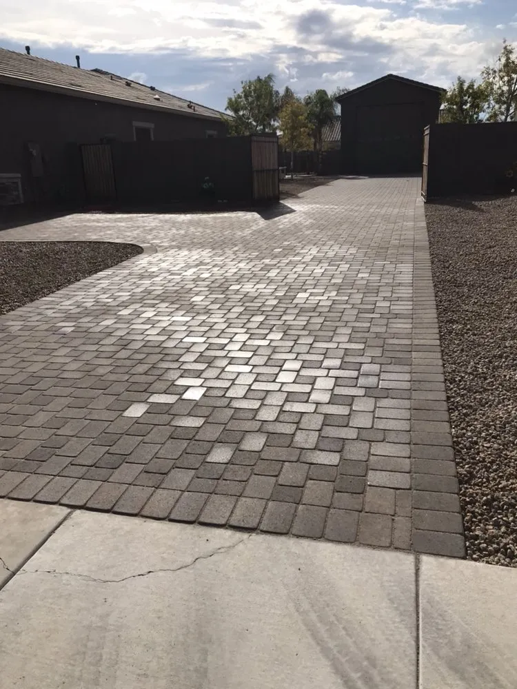 Trusted garden landscaping experts serving Guadalupe, AZ - Desert Breeze Landscaping & Maintenance