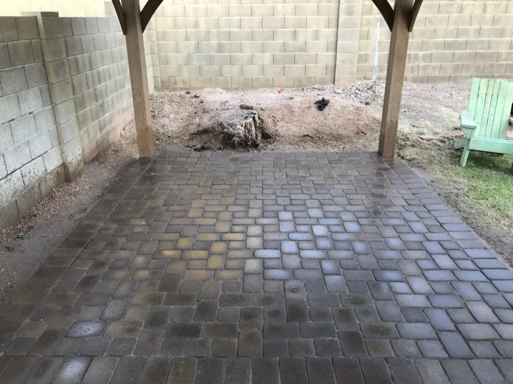 Expert garden landscaping in Guadalupe, AZ by Desert Breeze Landscaping & Maintenance